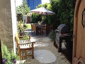 2nd image of 6101 Del Valle Dr