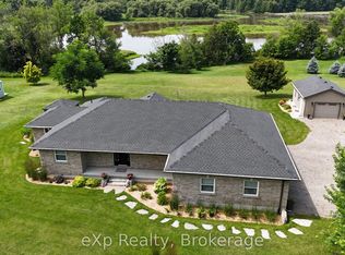 207 Edmund St, West Grey, ON N0G1C0