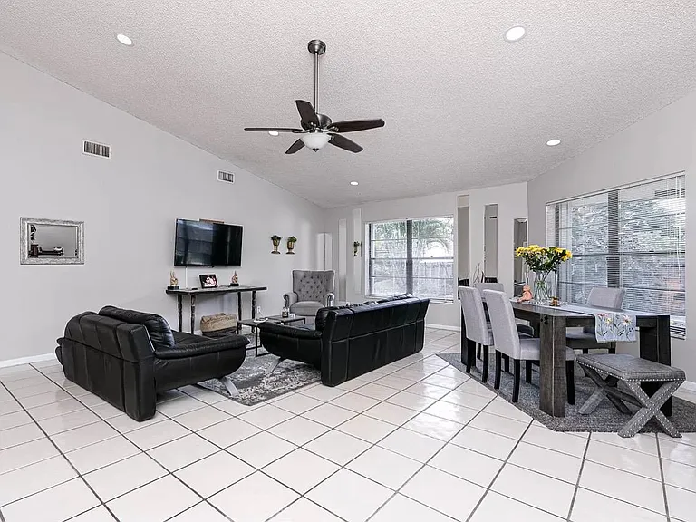 9190 Tivoli Pl — Photo 18