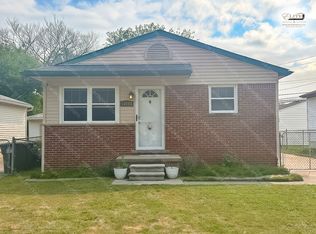 13693 McGuire St, Taylor, MI 48180