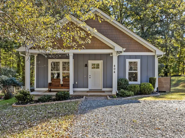 404 Lakeshore Dr, Hillsborough, NC 27278
