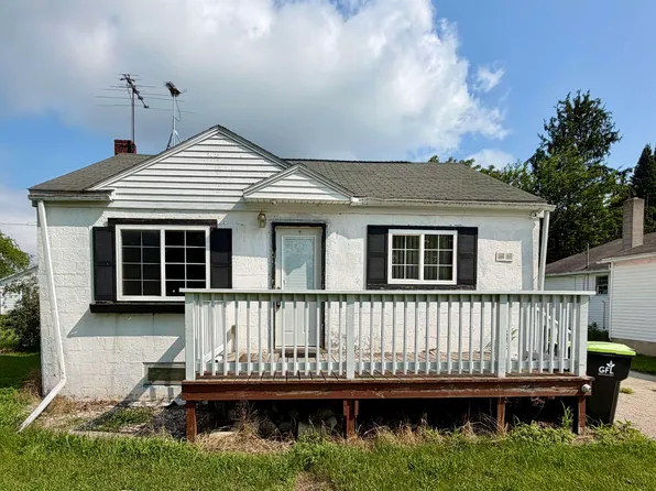 111 E 6th St, Pinconning, MI 48650