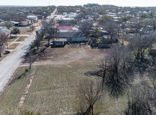 310 N Dixie St, Eastland, TX 76448