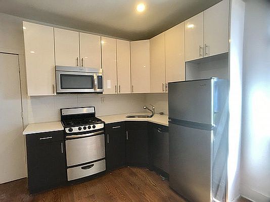 5th image of 2143 Adam C Powell Blvd #4D