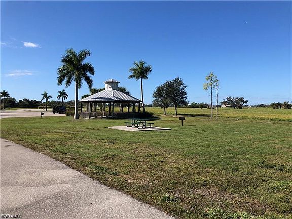 3rd image of 2036 Silk Bay Blvd