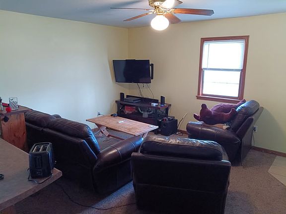 4th image of 612 Pierre St APT B
