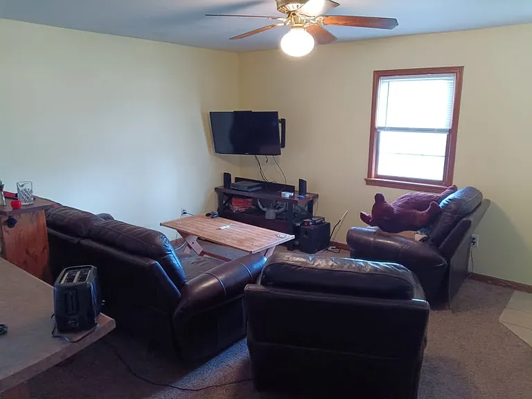 612 Pierre St #B — Photo 4