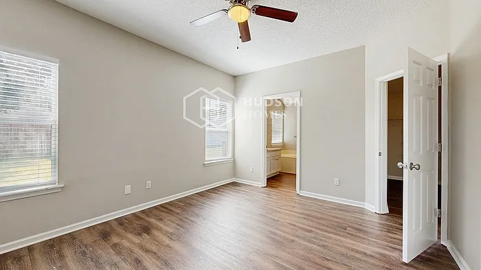 1064 Moosehead Dr — Photo 15