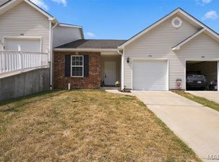 1744 Lexington Pl, Herculaneum, MO 63048