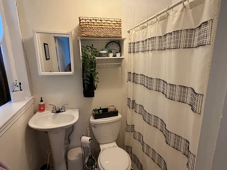 36 Myrtle St #6 — Photo 10