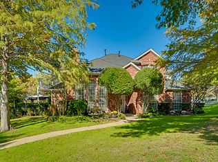 27 Lakeway Dr, Heath, TX 75032