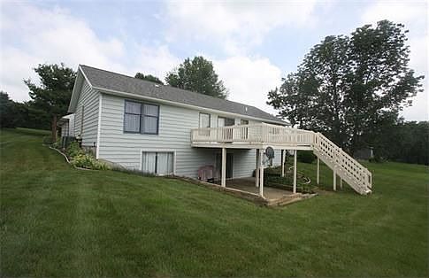 4th image of 3801 Apple Valley Dr