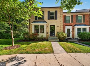 6275 Kerrydale Dr, Springfield, VA 22152