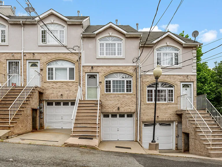 17 Tessa Ct #2 — Photo 20