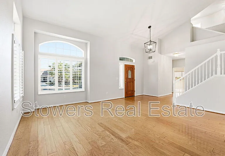 23 Westbourne Ct — Photo 5