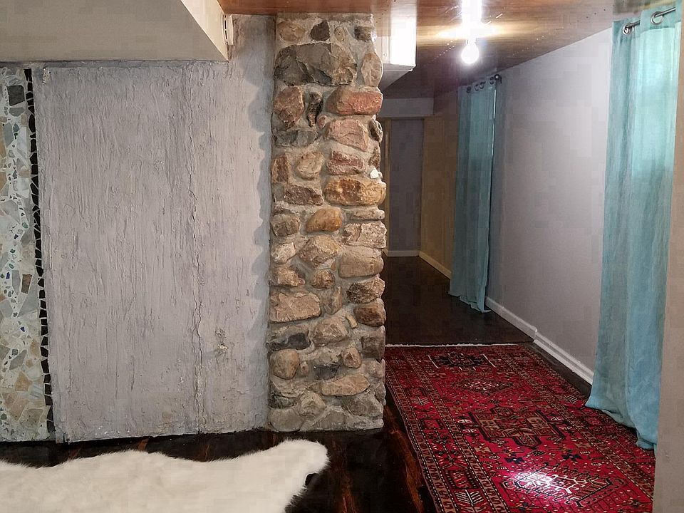 Living room 2