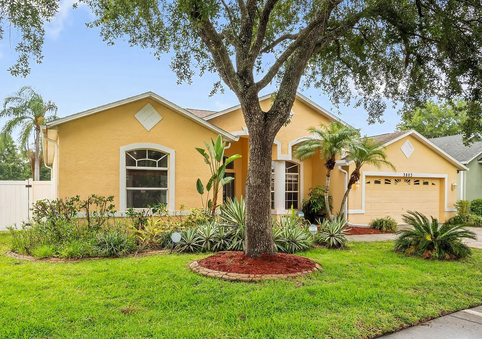 Spacious 4-bedroom, 3-bath pool home in the Highly Desirable Stagecoach Village Community of Land... — Photo 2