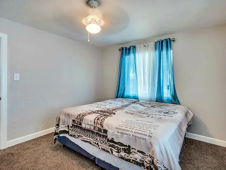 1001 Atwood Dr — Photo 7