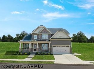 106 Summit Woods Dr, Morgantown, WV 26508