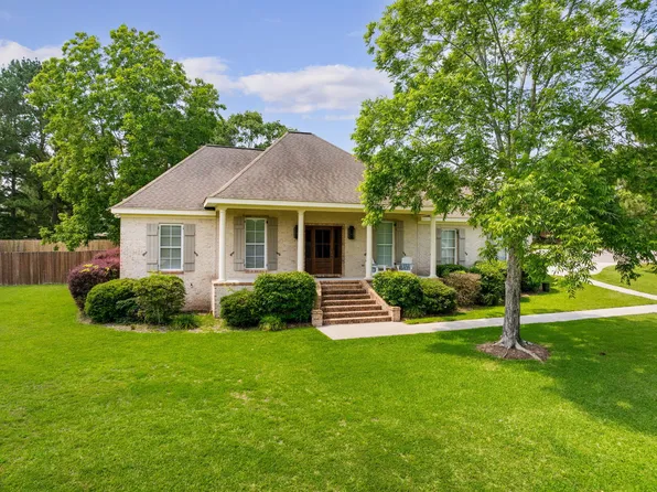 4 Buckingham St, Hattiesburg, MS 39402