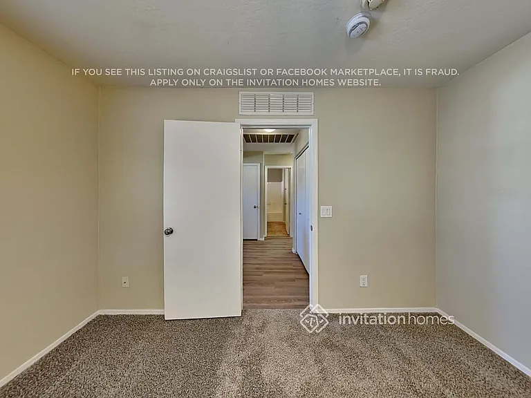 5221 W Fulton St — Photo 8