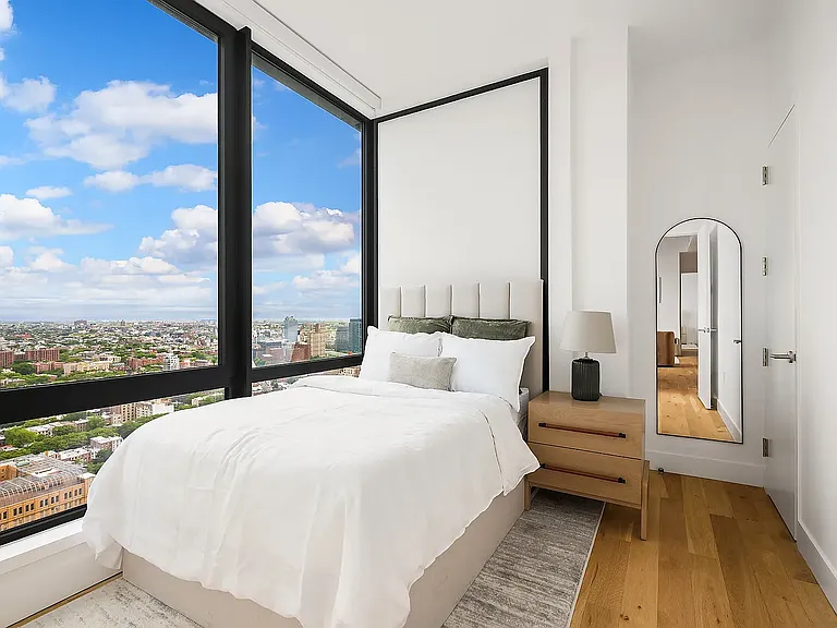 20 Rockwell Pl #Penthouse 3606Y — Photo 9