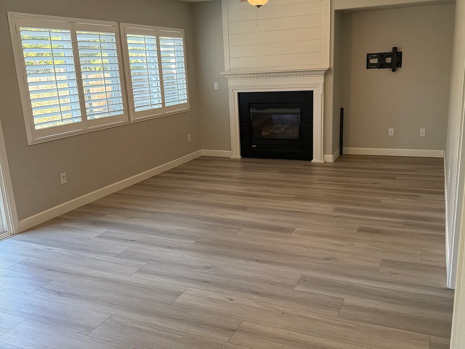 3 bed, 2.5 bath, 1854 sqft, $3,500 — Photo 3