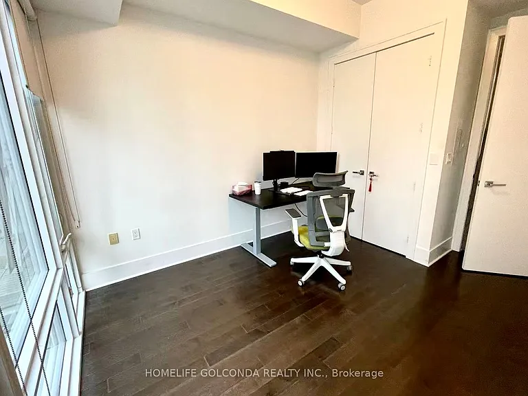 29 Queens Quay E #624 — Photo 16