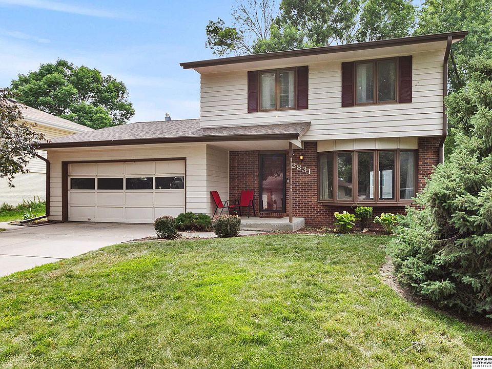 1st image of 2831 Dorothy Dr