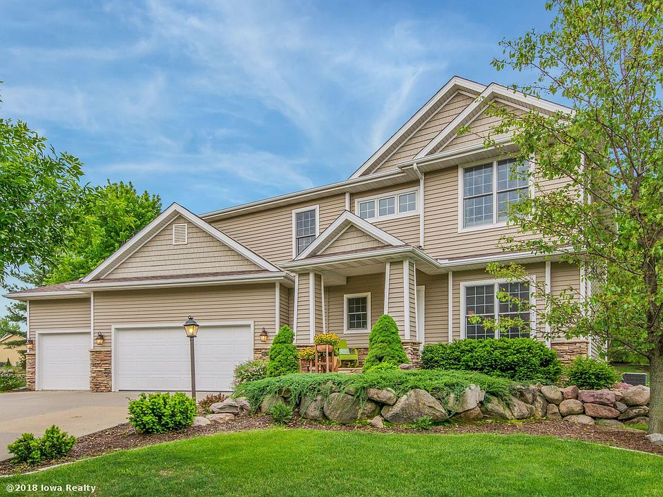 1st image of 8532 Newbury Ct