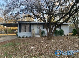 609 Argyle Rd NW, Huntsville, AL 35811