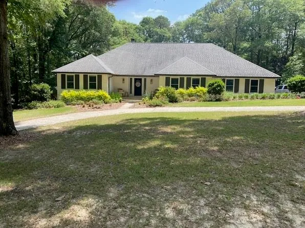 200 Robin Crest Ln, Andalusia, AL 36420