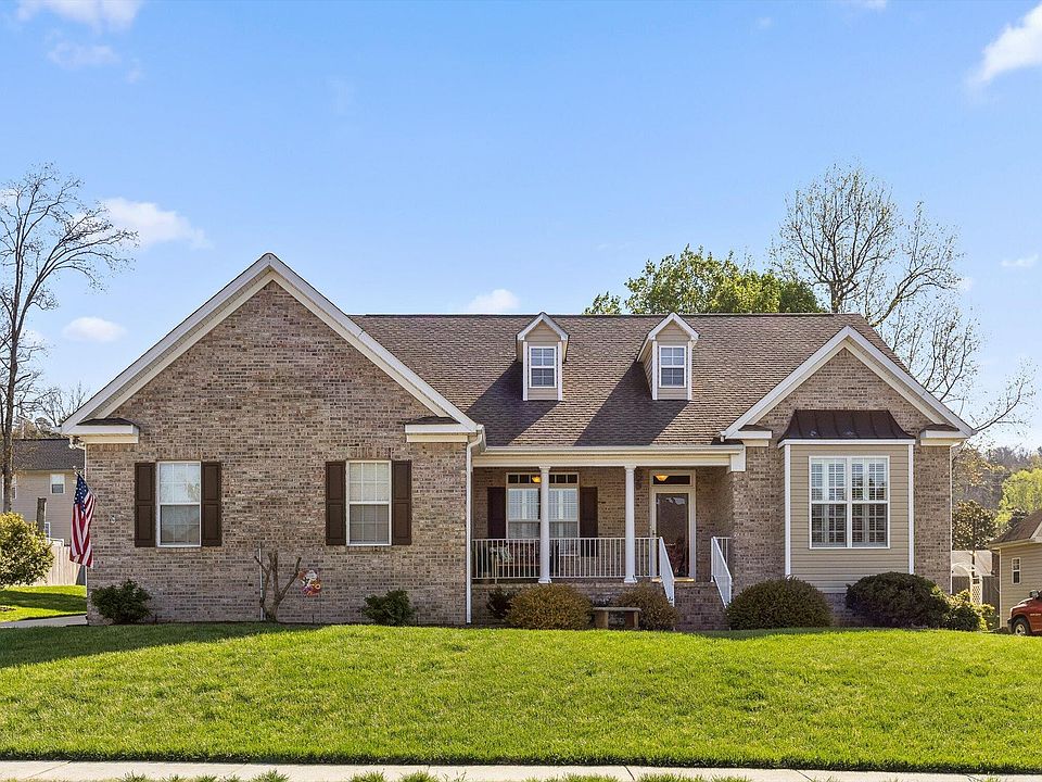1st image of 2128 Sargent Daly Dr