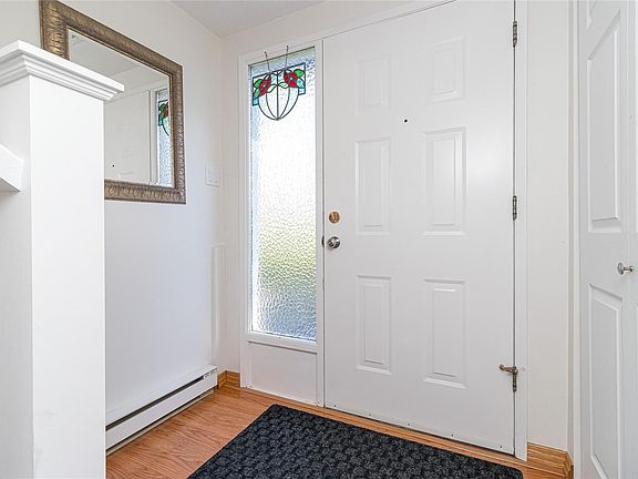 5th image of 3987 Gordon Head Rd #57