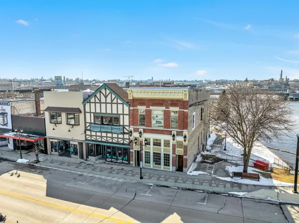 810 South 8th STREET, Manitowoc, WI 54220