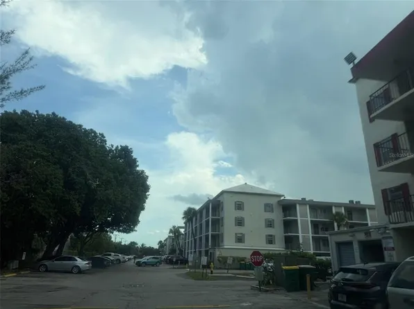 3001 NW 48TH AVENUE #442, LAUDERDALE LAKES, FL 33313