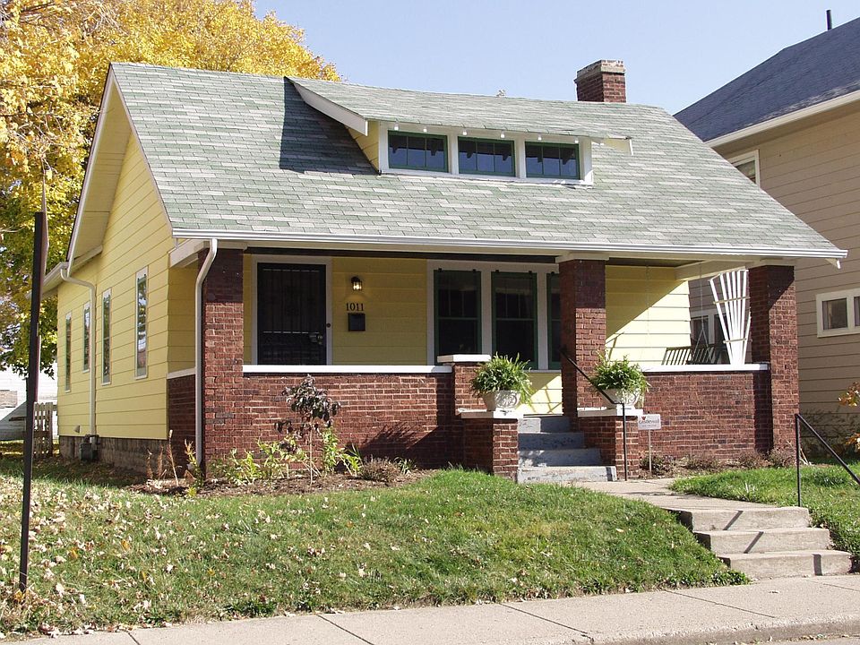1st image of 1011 N Parker Ave