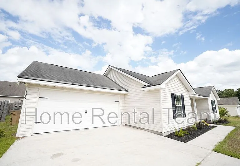 134 Mustang Dr — Photo 4
