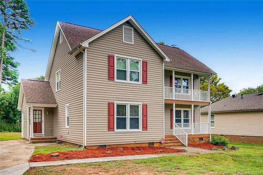 4 bed, 2085 sqft, $1,786 — Photo 1