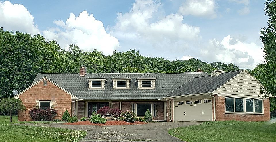 1st image of 958 Braun Ave