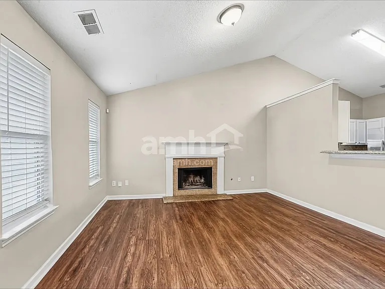 3276 Peach Ct NW — Photo 7