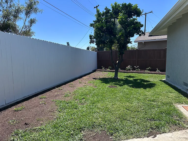 230 Stevens Ave — Photo 41