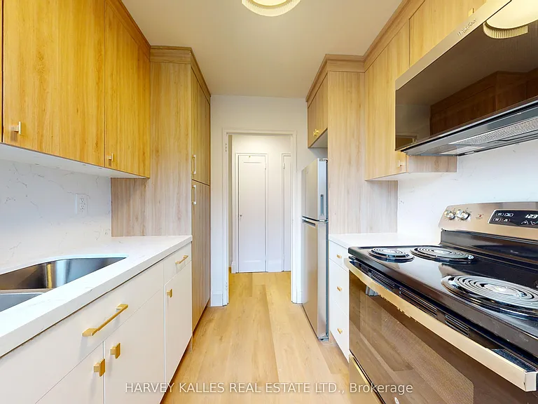 1 Marquette Ave #12 — Photo 5