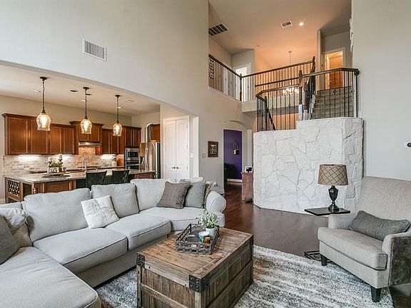 3rd image of 9614 Brannok Ln