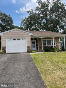 10 Farrington Ct, Southampton, NJ, 08088