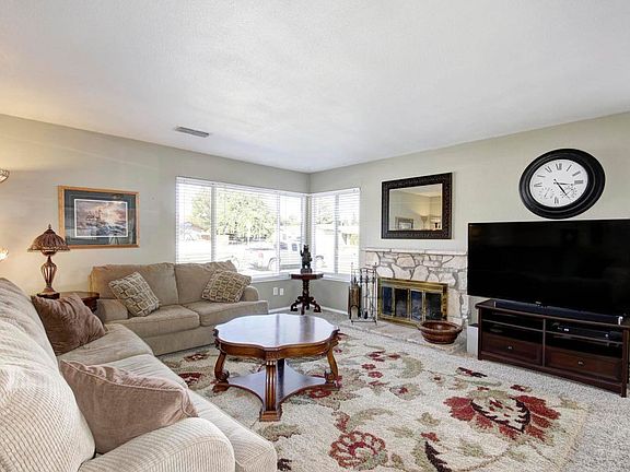 4th image of 6634 Misty Creek Dr