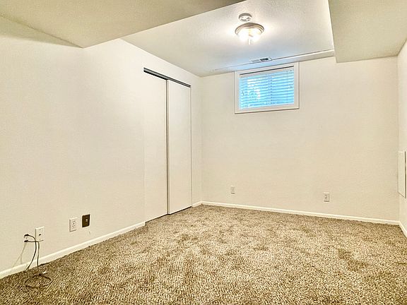 5th image of 1922 E Hillcrest Ave #4B-2BA-2200SQFT