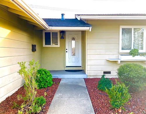 2642 Aborn Rd Photo 1