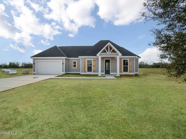 12 North Caesar, Carriere, MS 39426