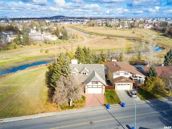 2402 Truesdale DRIVE, Regina, SK S4V 0W2